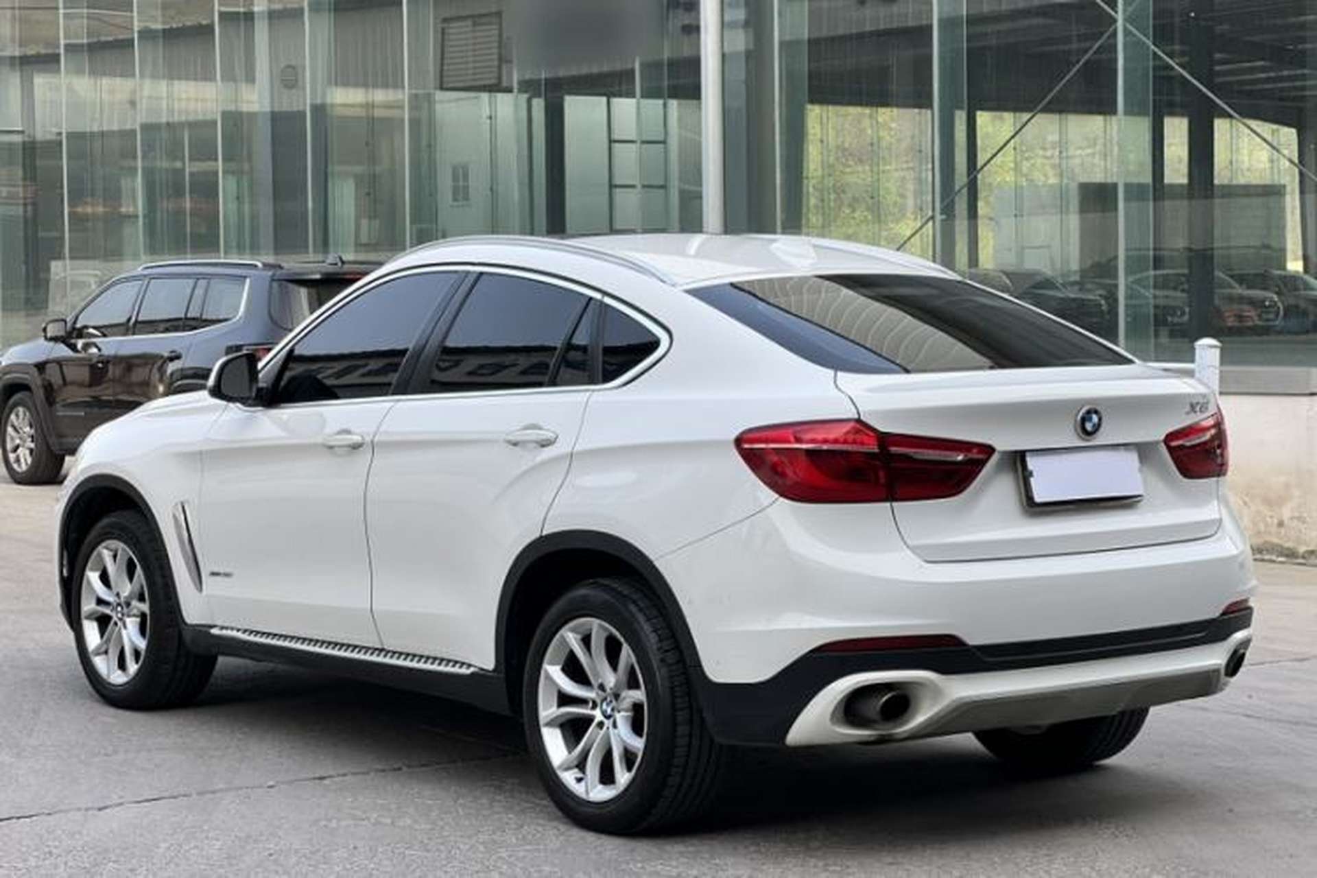 Used BMW X6 2015 xDrive35i U.S. specification Exterior 1