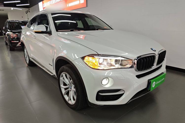 Used BMW X6 2015 xDrive35i Leading Model Exterior 2