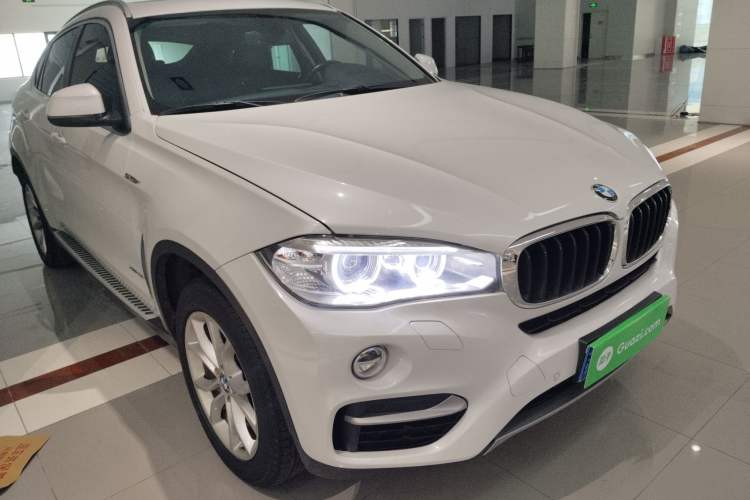 Used BMW X6 2015 xDrive35i Leading Model Exterior 2