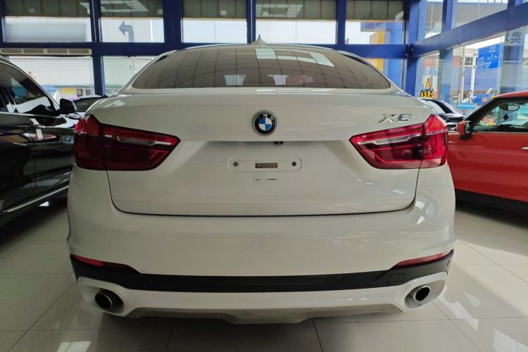 Used BMW X6 2015 xDrive35i Leading Model Exterior 2