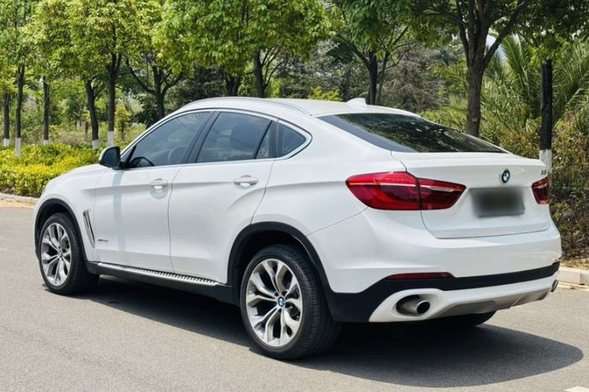 Used BMW X6 2015 xDrive35i Luxury Edition Exterior 3