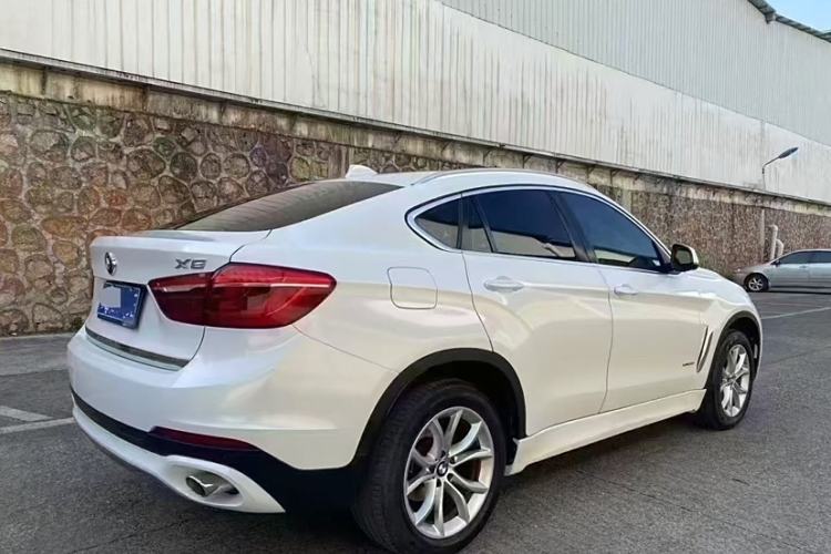Used BMW X6 2015 xDrive35i Leading Model Exterior 4