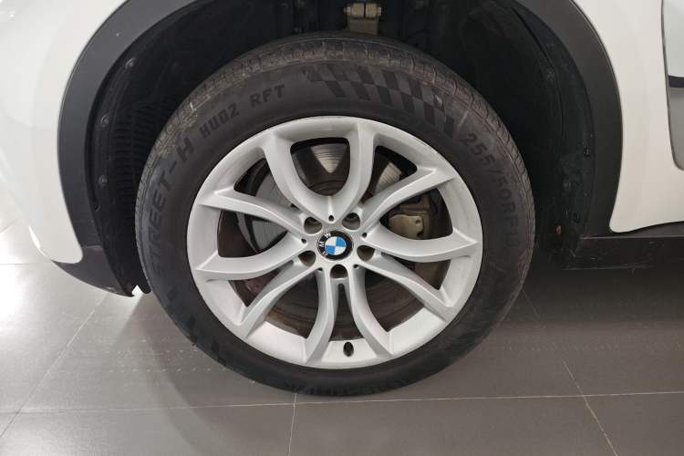 Used BMW X6 2015 xDrive35i Leading Model Exterior 7