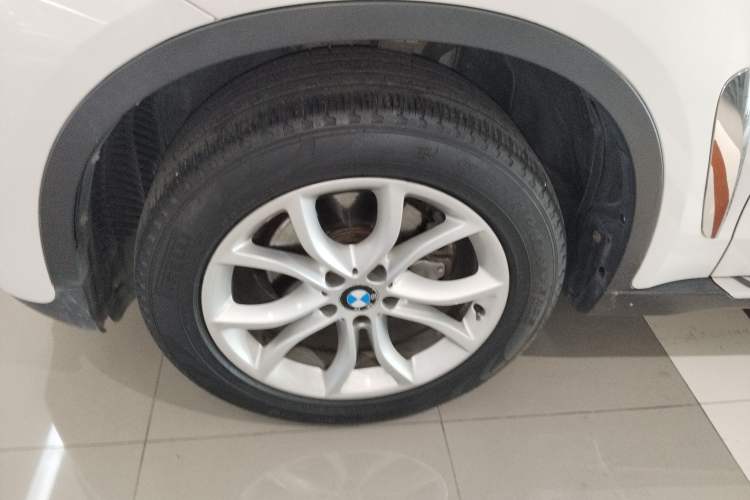 Used BMW X6 2015 xDrive35i Leading Model Exterior 7