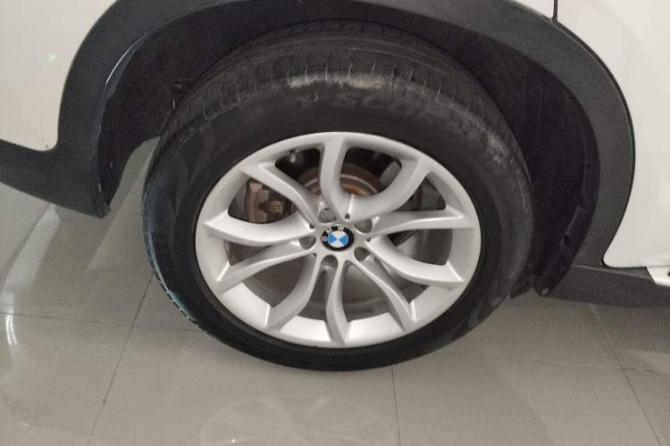 Used BMW X6 2015 xDrive35i Leading Model Exterior 8