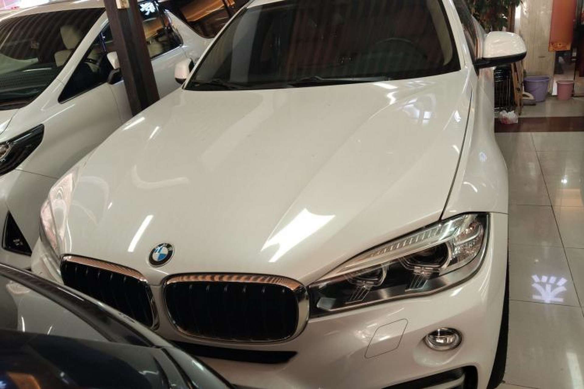 Used BMW X6 2015 xDrive28i Front