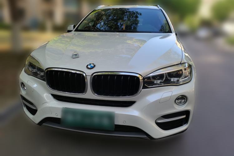 Used BMW X6 2015 xDrive28i Front