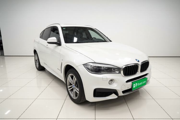Used BMW X6 2015 xDrive35i Luxury Edition Front Right 45 Deg