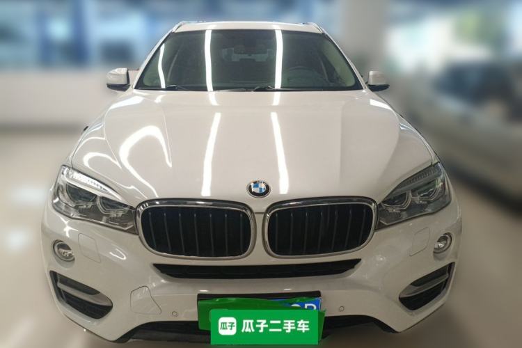 Used BMW X6  Front
