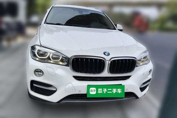 Used BMW X6  Front