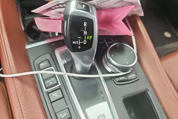 Used BMW X6 2015 xDrive28i Gear Lever