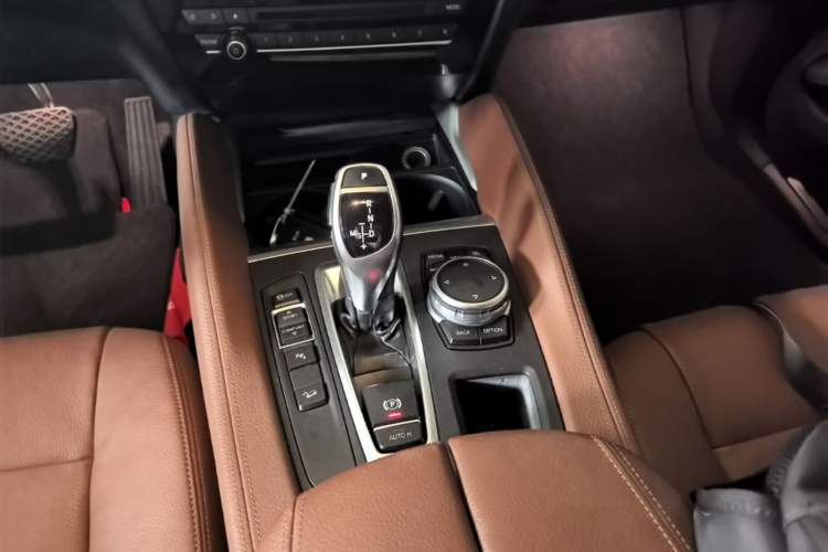Used BMW X6 2015 xDrive35i Leading Model Gear Lever