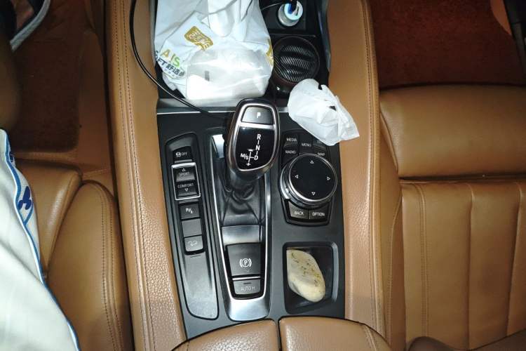 Used BMW X6 2015 xDrive35i Leading Model Gear Lever