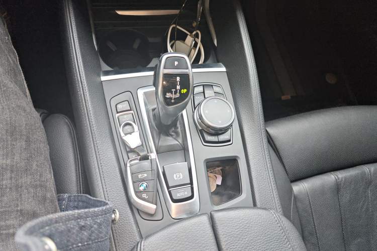 Used BMW X6 2015 xDrive50i M Sport model Gear Lever