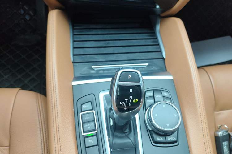 Used BMW X6 2015 xDrive35i Leading Model Gear Lever