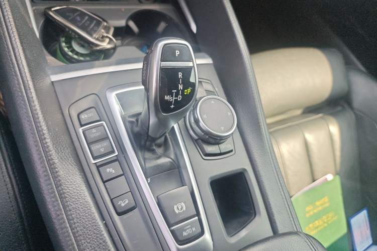 Used BMW X6  Gear Lever