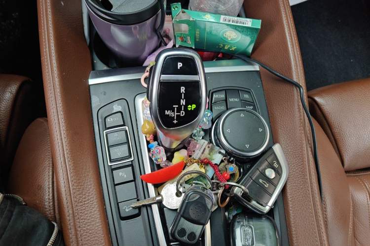 Used BMW X6 2015 xDrive35i Luxury Edition Gear Lever