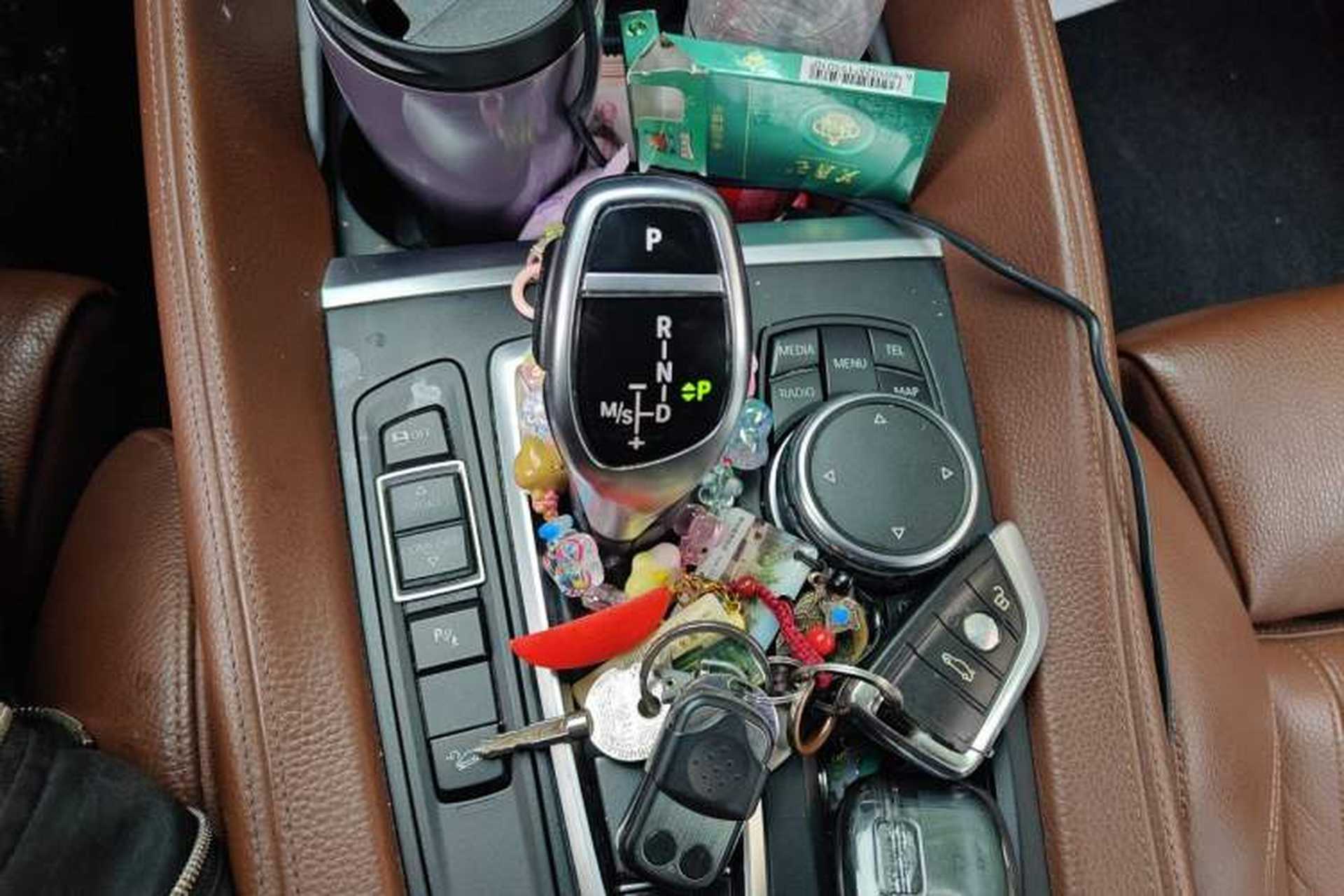 Used BMW X6 2015 xDrive35i Luxury Edition Gear Lever