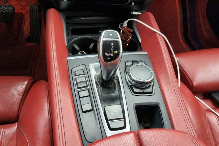 Used BMW X6  Gear Lever
