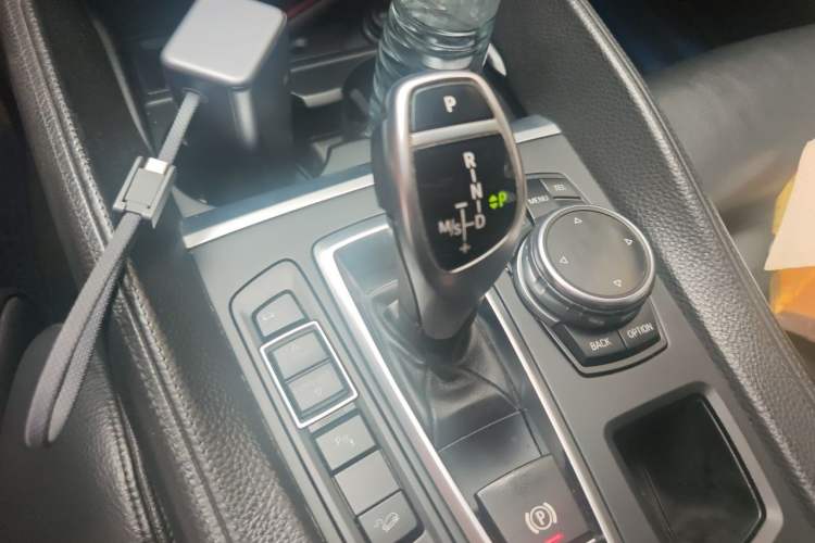Used BMW X6 2015 xDrive35i Luxury Edition Gear Lever
