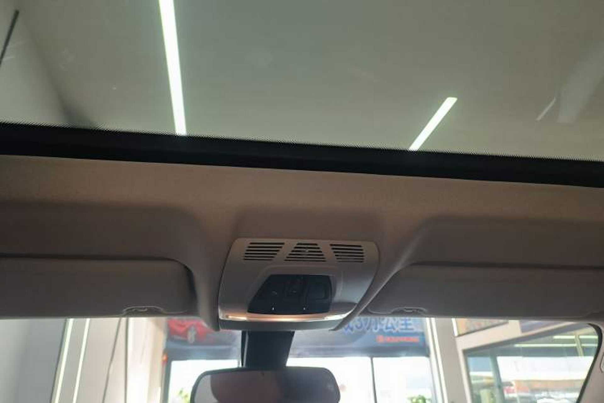 Used BMW X6 2015 xDrive35i Leading Model Headliner