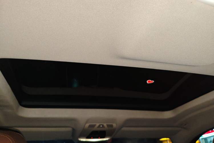Used BMW X6 2015 xDrive35i Luxury Edition Headliner