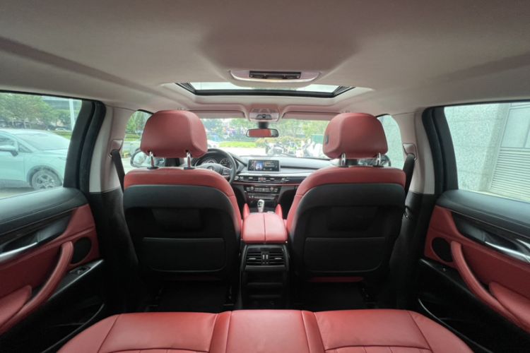 Used BMW X6 2015 xDrive28i Headliner