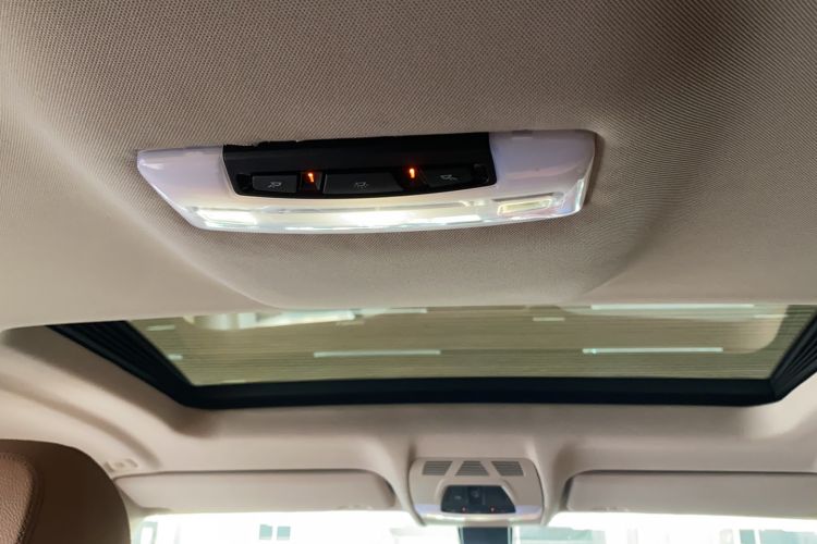 Used BMW X6 2015 xDrive35i Leading Model Headliner