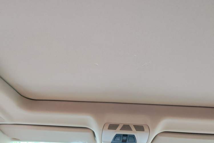 Used BMW X6 2015 xDrive35i Leading Model Headliner