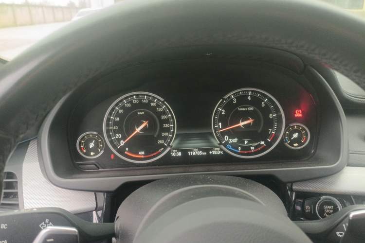 Used BMW X6 2015 xDrive35i Luxury Edition Instrument Cluster