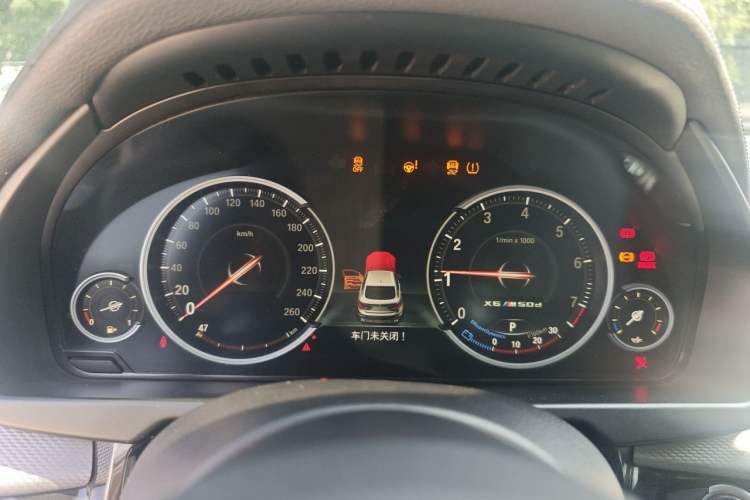 Used BMW X6  Instrument Cluster