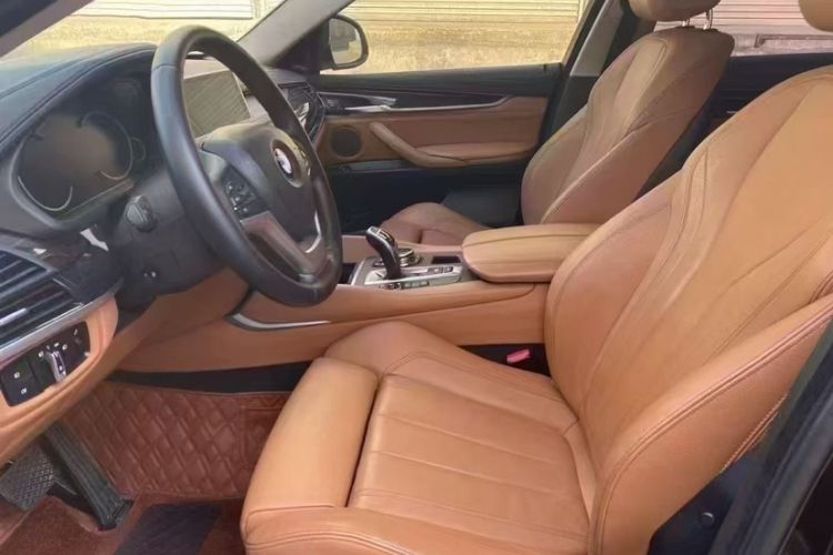 Used BMW X6 2015 xDrive35i Leading Model Interior 3
