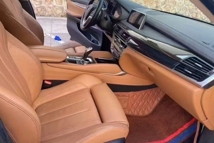 Used BMW X6 2015 xDrive35i Leading Model Interior 4