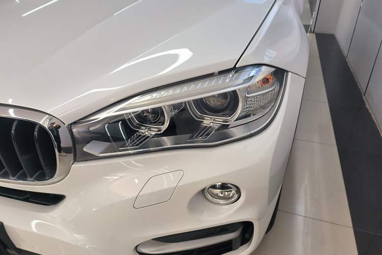 Used BMW X6 2015 xDrive35i Leading Model Left Front Headlight