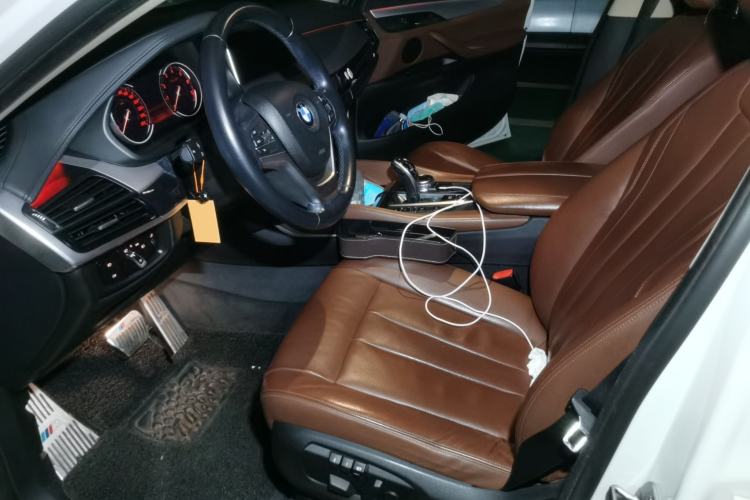 Used BMW X6 2015 xDrive35i Leading Model Left Front Seat