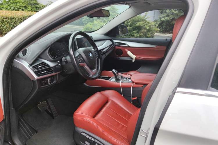 Used BMW X6 2015 xDrive35i Leading Model Left Front Seat