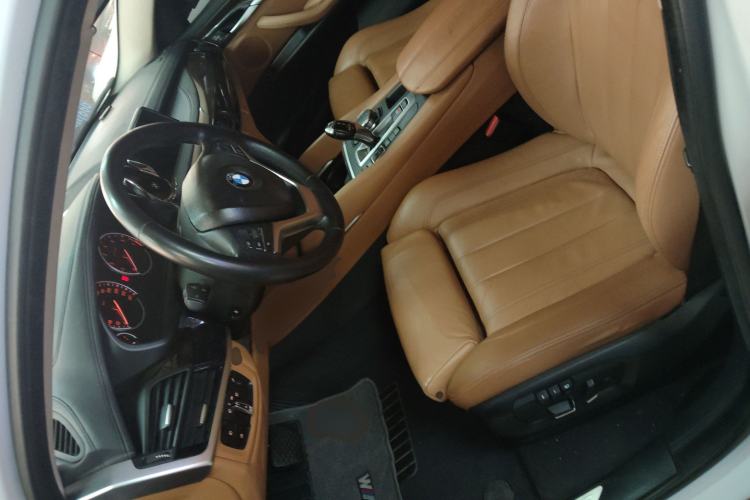 Used BMW X6 2015 xDrive28i Left Front Seat