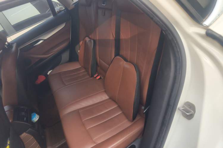 Used BMW X6 2015 xDrive35i Leading Model Left Rear Seat