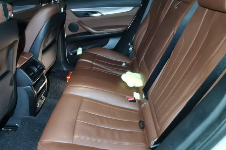 Used BMW X6 2015 xDrive35i Leading Model Left Rear Seat
