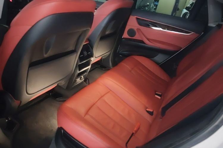 Used BMW X6 2015 xDrive28i Left Rear Seat