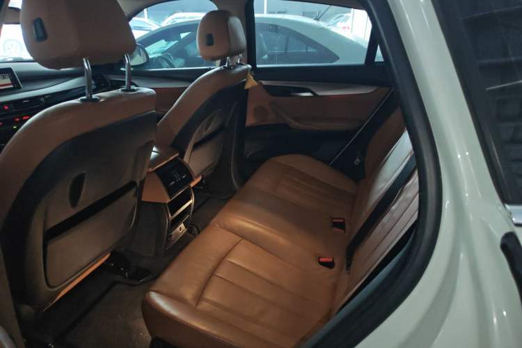 Used BMW X6 2015 xDrive35i Leading Model Left Rear Seat