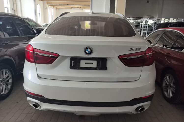 Used BMW X6 2015 xDrive35i Leading Model Rear