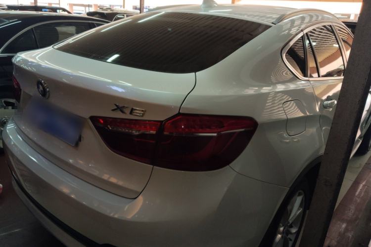 Used BMW X6 2015 xDrive28i Rear Right 45 Deg