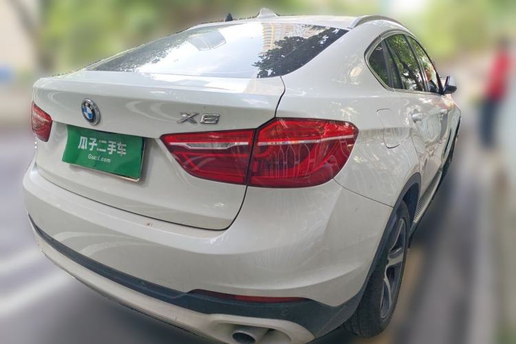 Used BMW X6 2015 xDrive35i Leading Model Rear Right 45 Deg