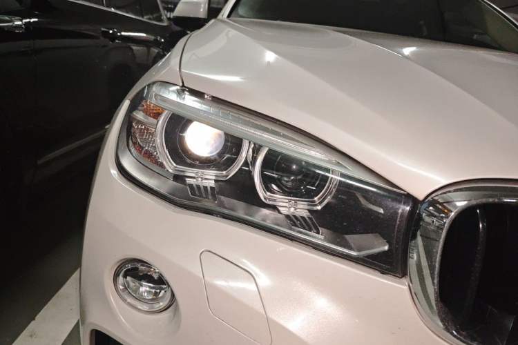 Used BMW X6 2015 xDrive35i Leading Model Right Front Headlight