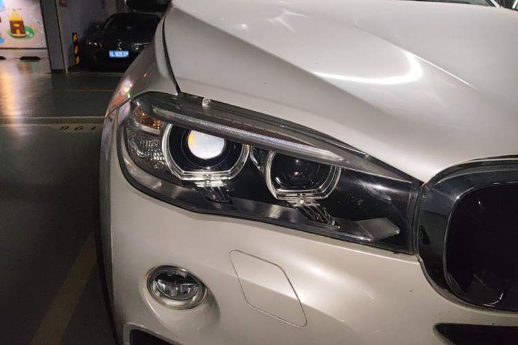Used BMW X6 2015 xDrive35i Leading Model Right Front Headlight