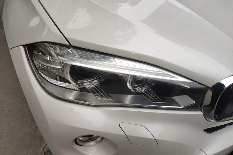 Used BMW X6 2015 xDrive28i Right Front Headlight