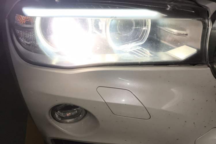 Used BMW X6 2015 xDrive28i Right Front Headlight