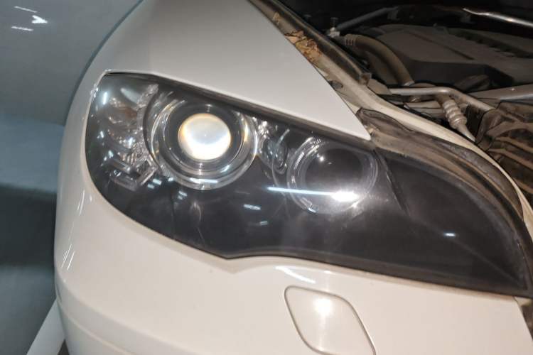 Used BMW X6 2015 xDrive35i Leading Model Right Front Headlight