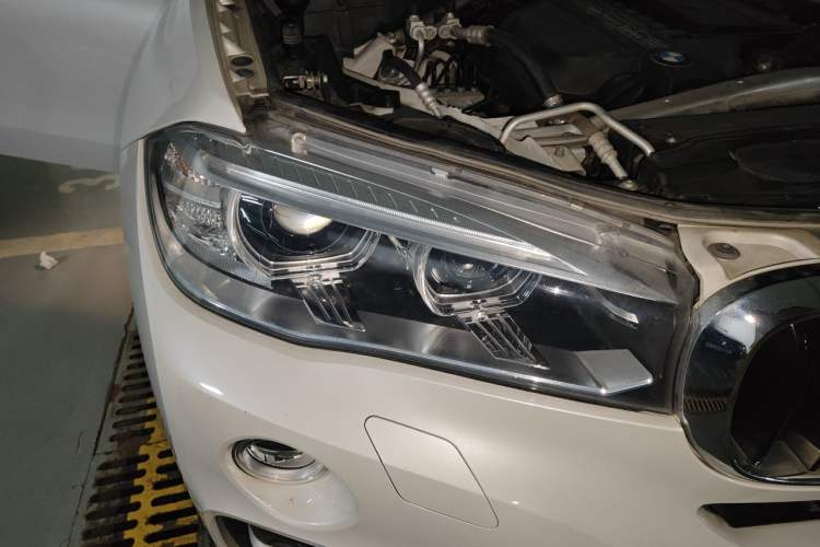 Used BMW X6 2015 xDrive35i Luxury Edition Right Front Headlight